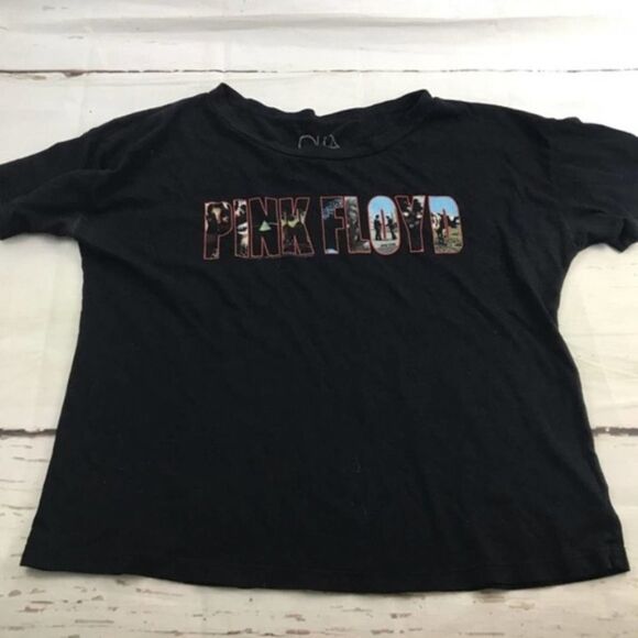 Chaser Tops - Chaser Pink Floyd photographic boxy graphic band black T-shirt womens small